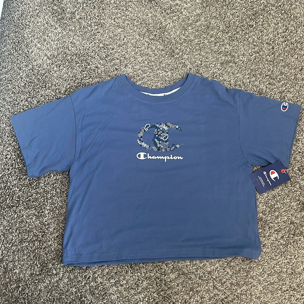 Cropped champion tshirt